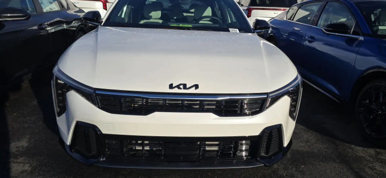 2023-2026 KIA K4 Front & Rear KIA Logos, K4 Letters