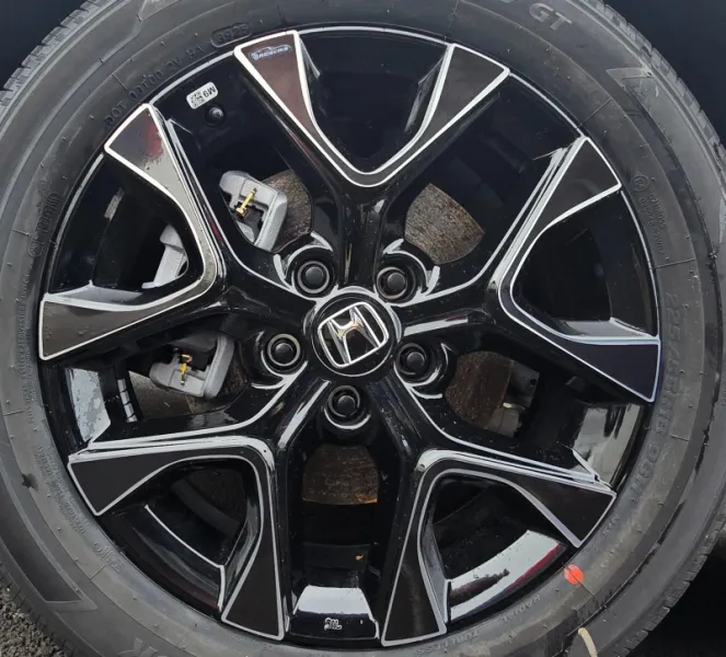 2026-27 Honda HR-V 19" V6