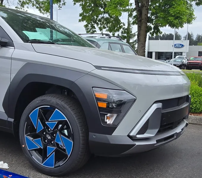 2026 Hyundai Kona 19" HyKoV10