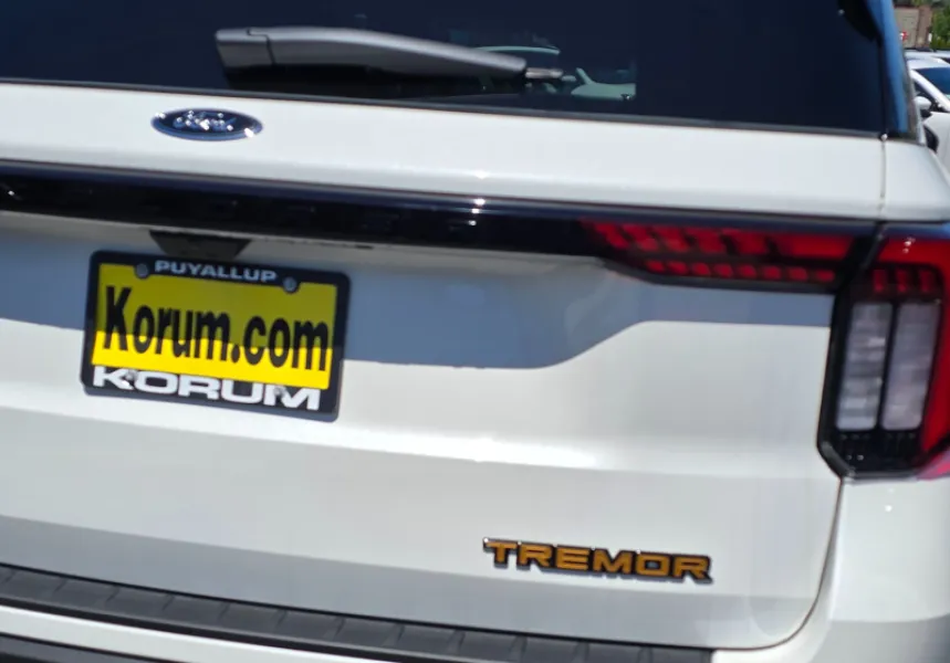 2019-26 Ford Explorer black & Gold front and rear oval