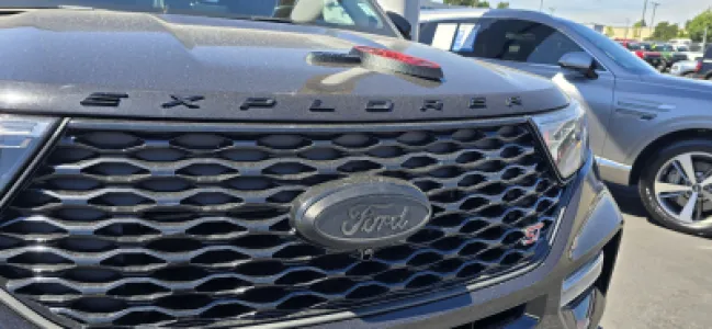 2019-26 Ford Explorer black front and rear oval