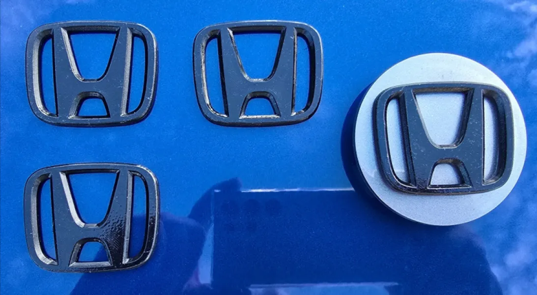 2001-2026 Honda "H" 4 piece center caps Any model. 3D overlay