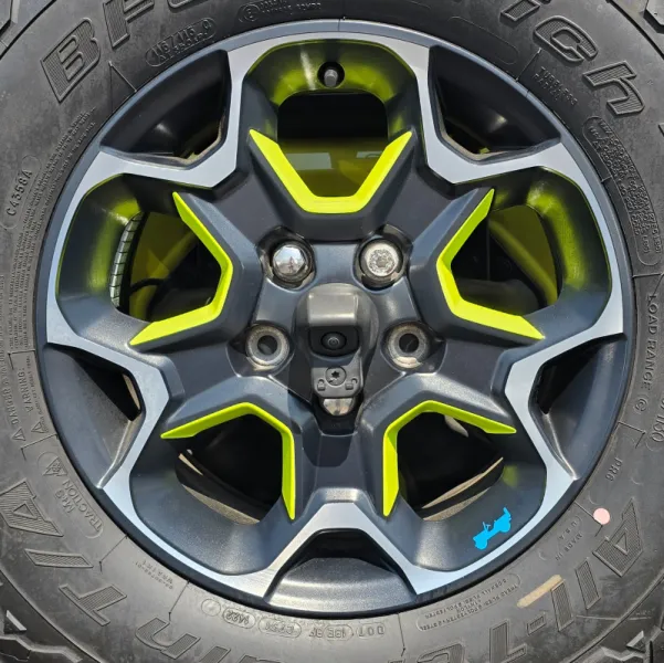 2020-22 JEEP Wrangler 17" rim decals JeWrV15
