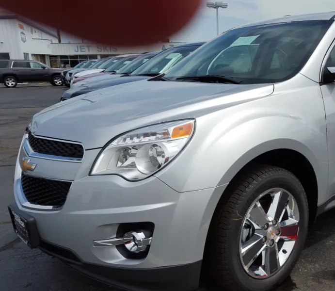 2013-14	CHEVROLET Equinox 18" wheel design 	ChEqV2