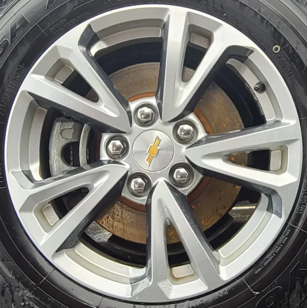 2016-17 Chevrolet Equinox 17" wheel design ChEqV11